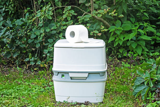 Portable Toilet Options We Offer in Fairbury, IL